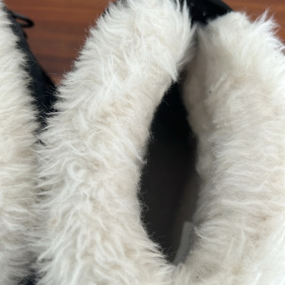 Eddie Bauer Sorel Womens Black Lace Fur Up Snow Boots Size US 7 - Like New - Picture 4 of 10